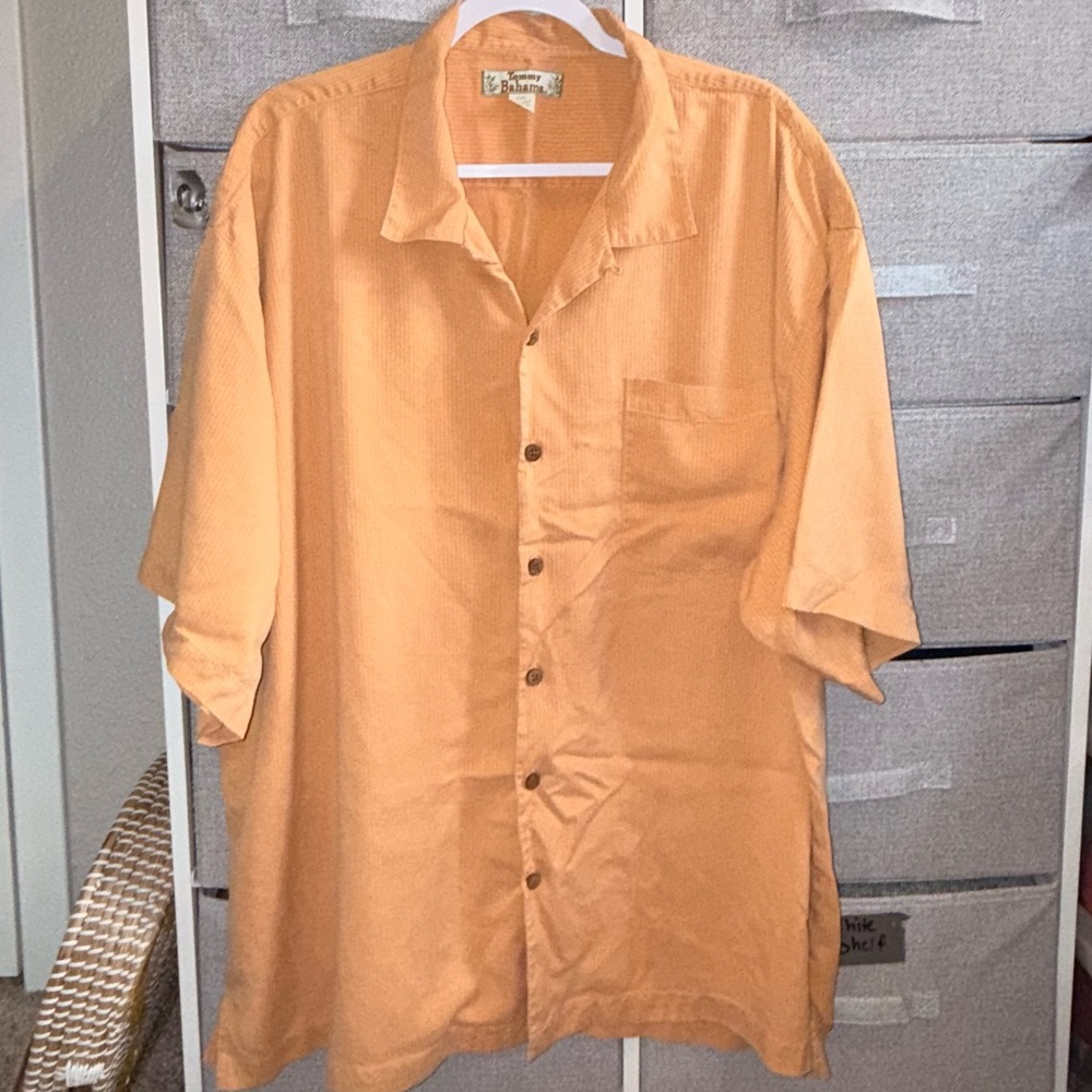 Tommy Bahama Vintage silk button up size XXL